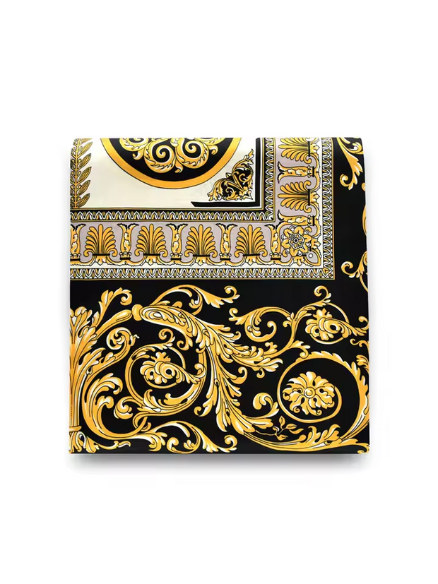 Foulard noir et doré