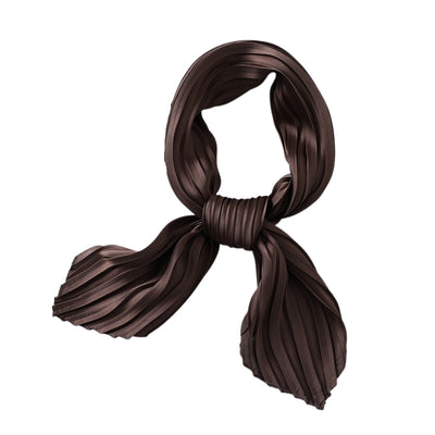foulard plissé en soie marron