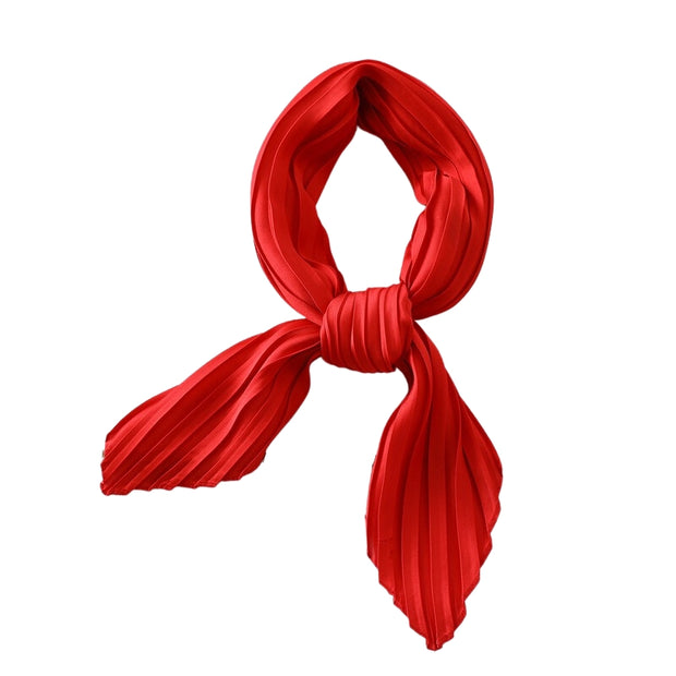 foulard plissé en soie rouge